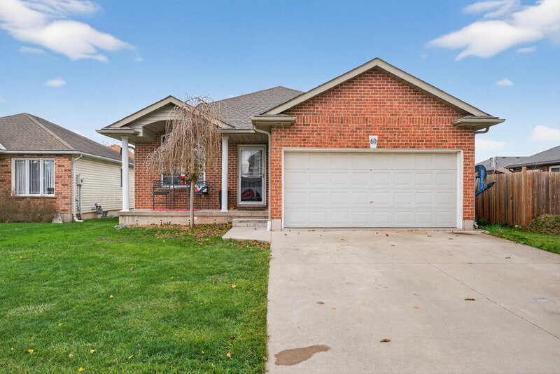 #150 - 16 Concord Pl, Grimsby